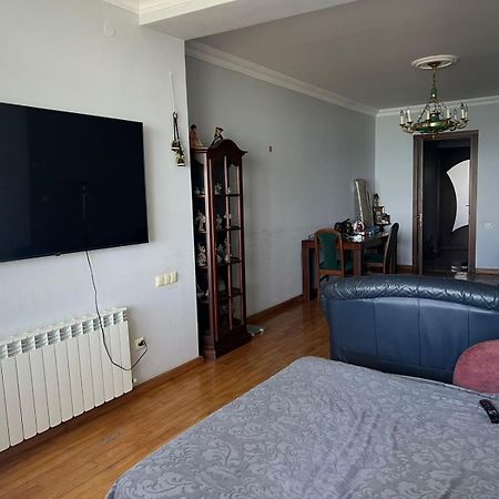 Apartment Rustaveli 57 Batum Dış mekan fotoğraf