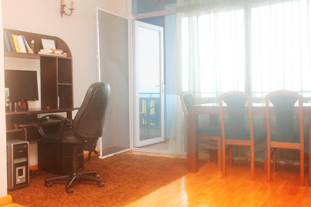Apartment Rustaveli 57 Batum Dış mekan fotoğraf